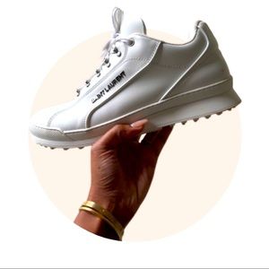 sᴀɪɴᴛ ʟᴀᴜʀᴇɴᴛ